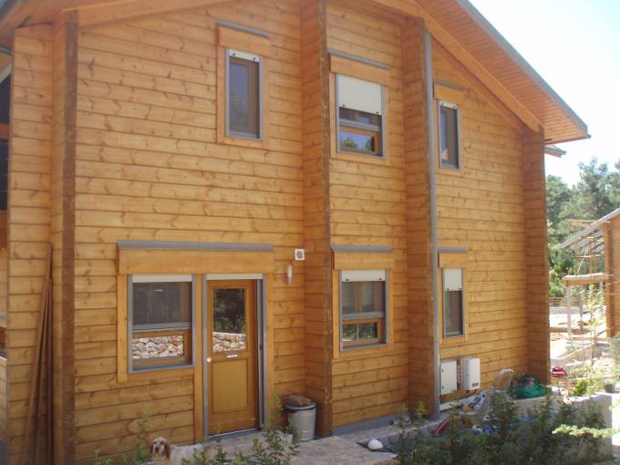 ξύλινα κουφώματα σε ξύλινα σπίτια ergomasif