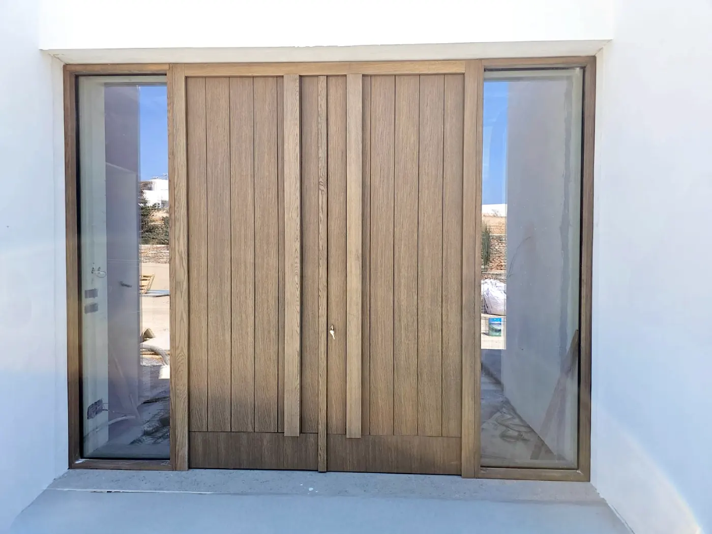 dryini-porta-ergomasif-paros ξύλινα κουφώματα Πάρος πολυτελείς κατοικίες