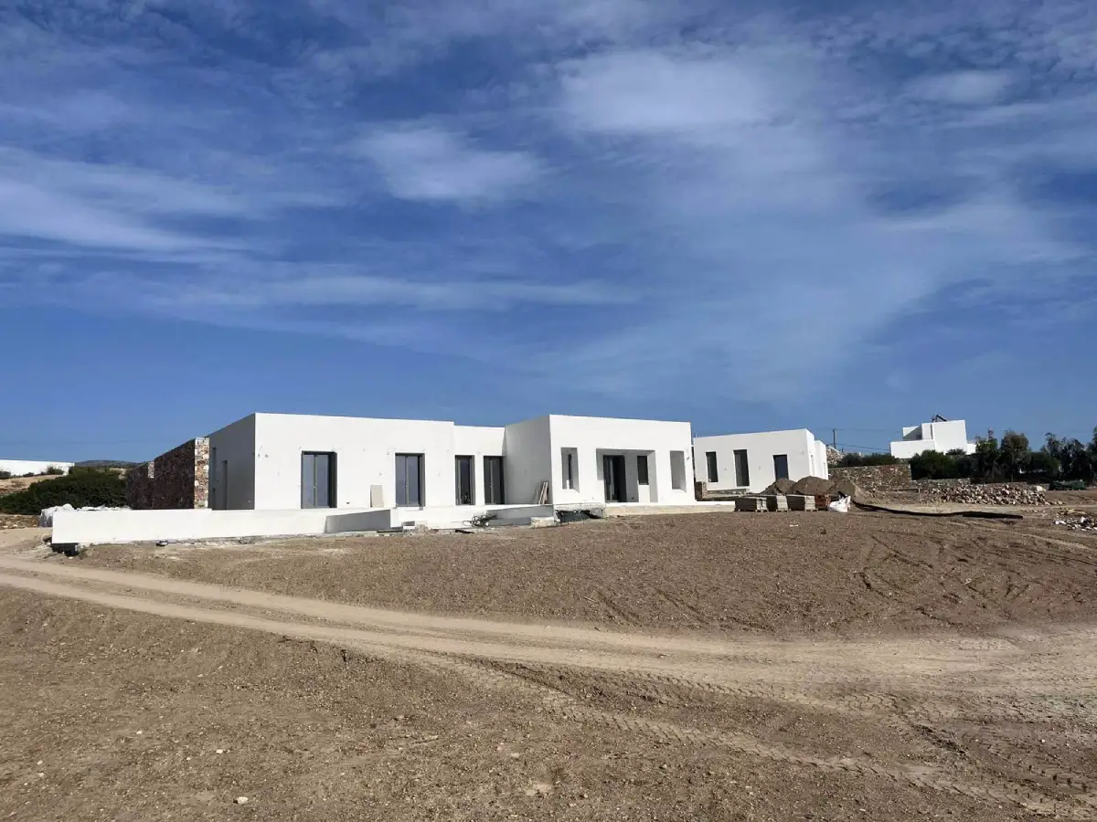 ksylina-koufwmata-ergomasif-paros ξύλινα κουφώματα Πάρος πολυτελείς κατοικίες