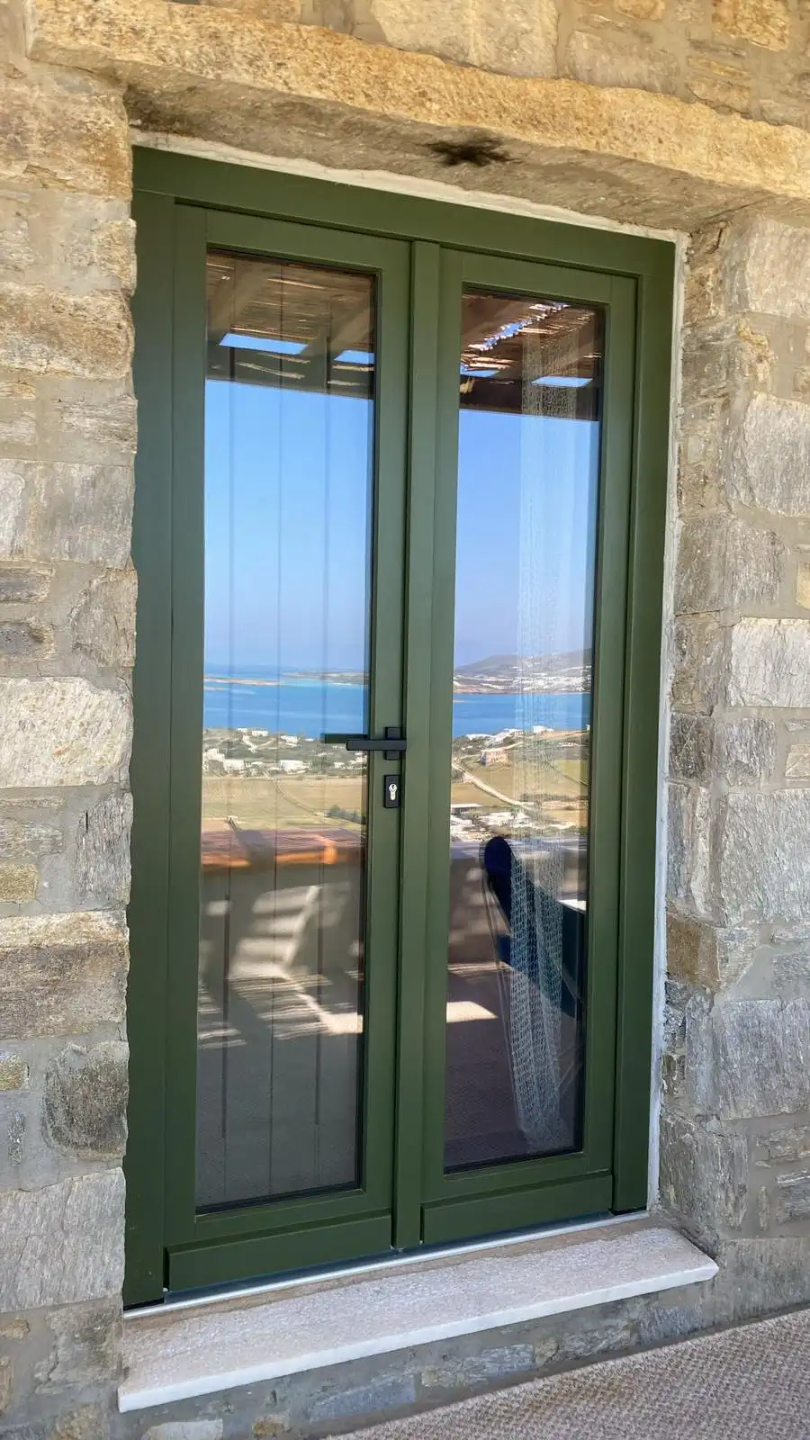 αντικατάσταση ξύλινων κουφωμάτων ιδιωτική κατοικία Πάρος