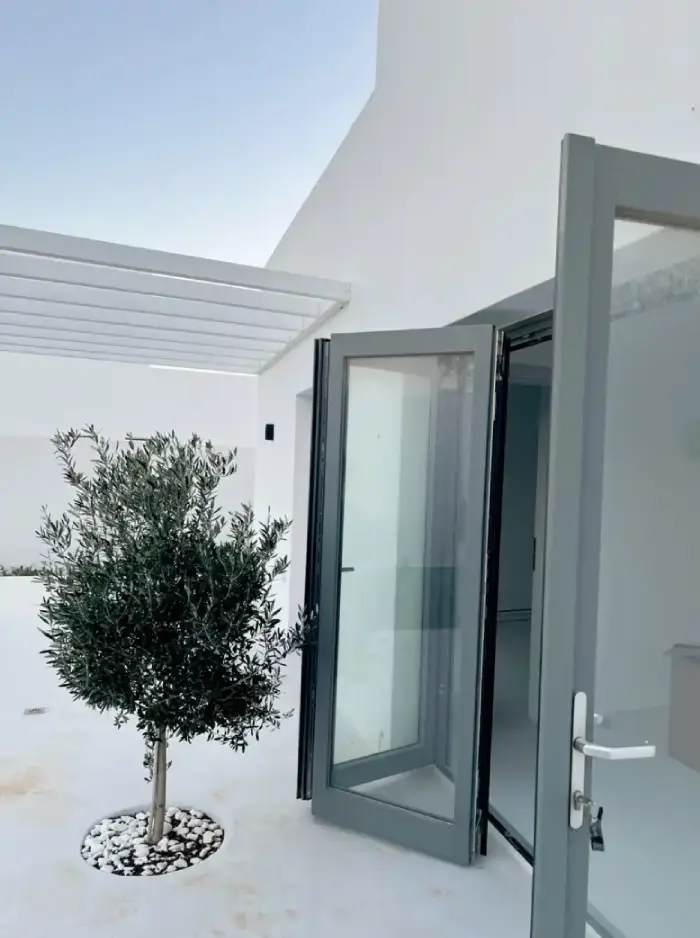 αξία μεταπώλησης ακινήτου ξύλινα κουφώματα ergomasif πολυτελείς κατοικίες